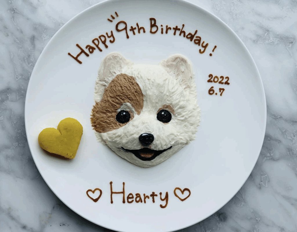 anea cafe（アネアカフェ）白金店のワンちゃんの似顔絵ケーキ